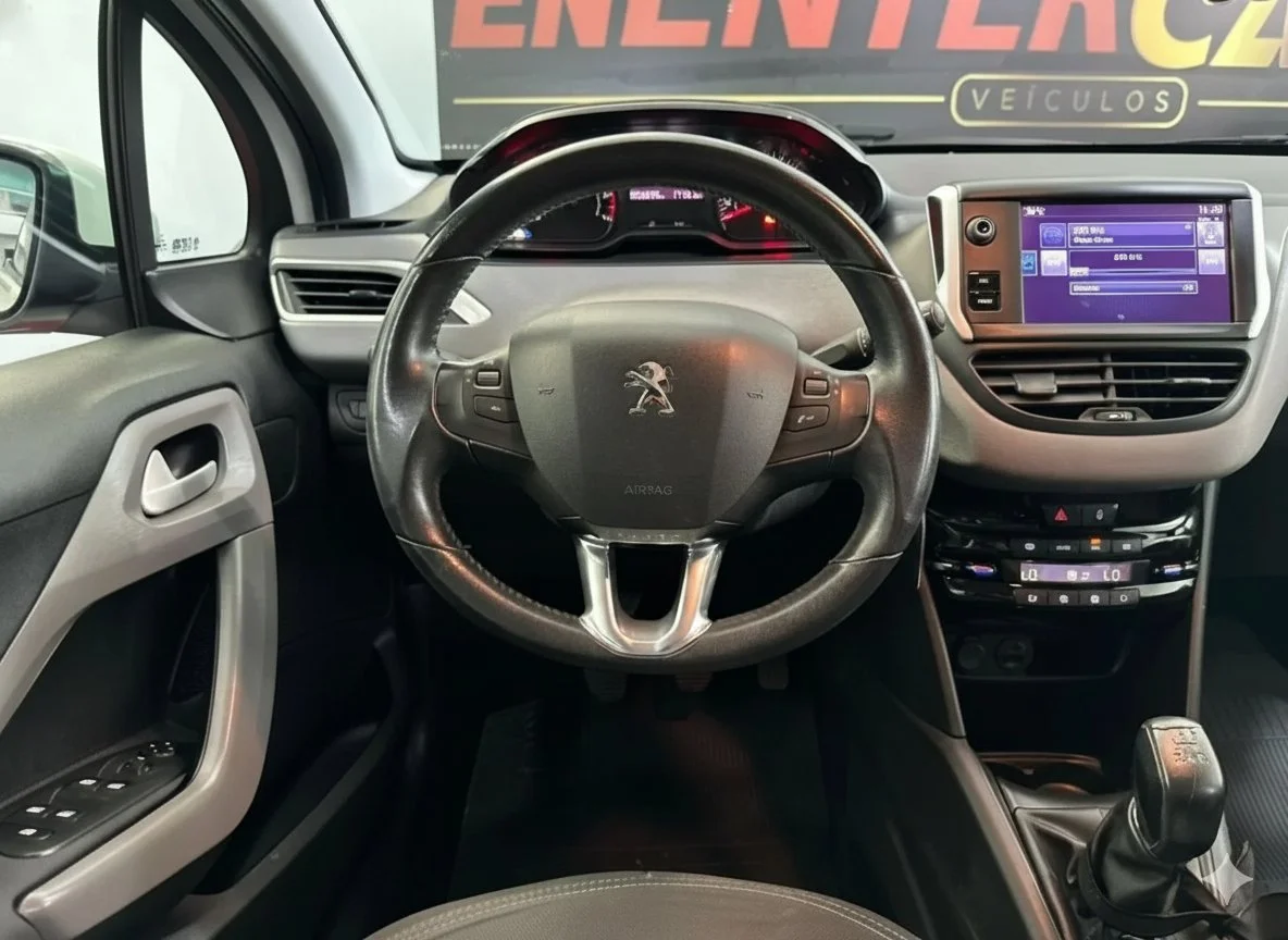 Peugeot 208 - Foto 5